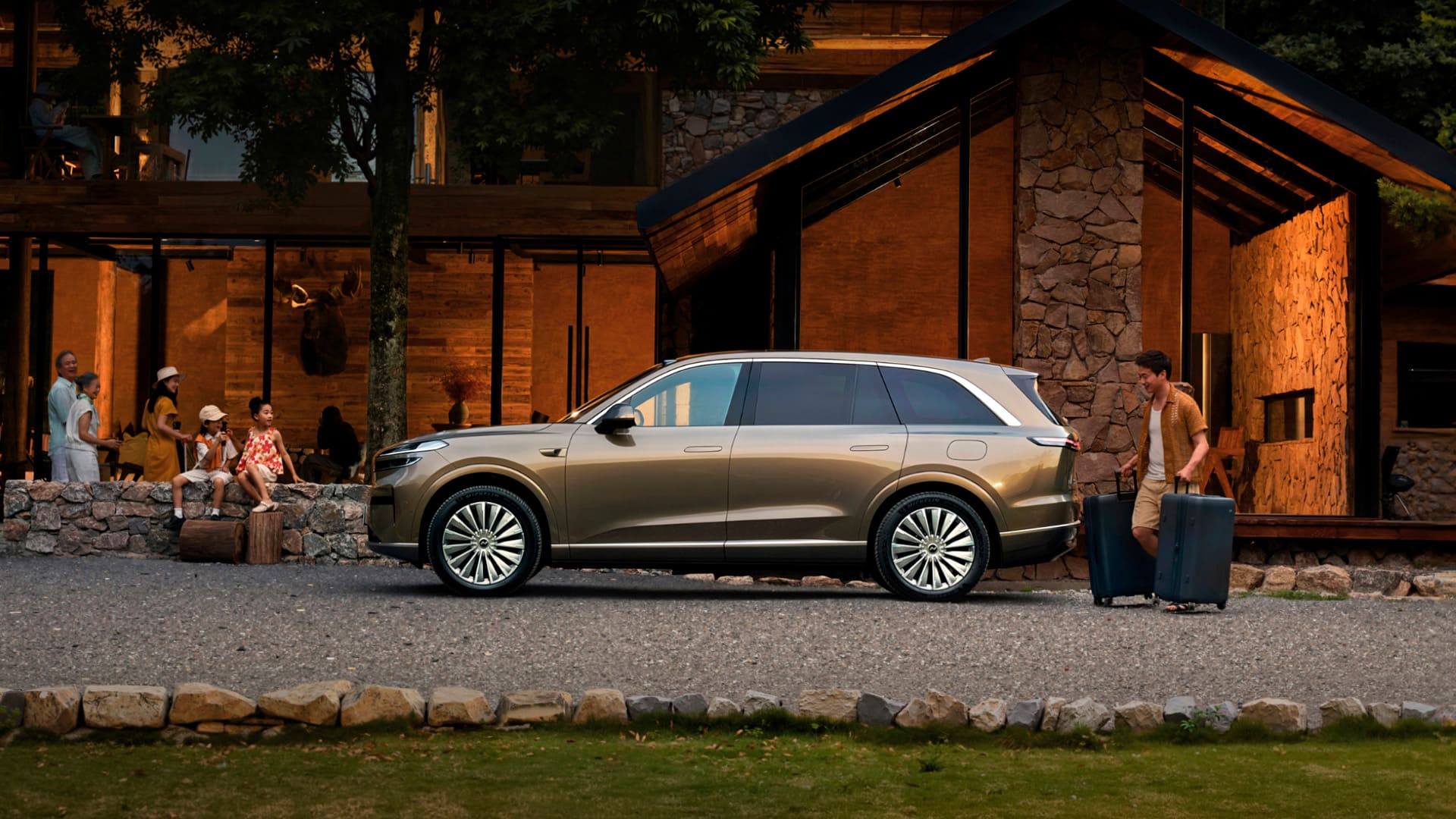 Электромобили Onvo L90 из Китая